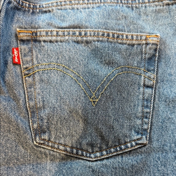 Levi's 501 Button Fly Classic Straight Leg Blue Jeans 31/32 - Picture 8 of 9